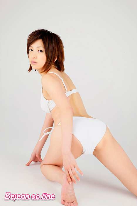 Bejean On Line Photo套图ID0483 200810 [Byako]- Ryoko Tanaka短发少妇丰乳比基尼诱