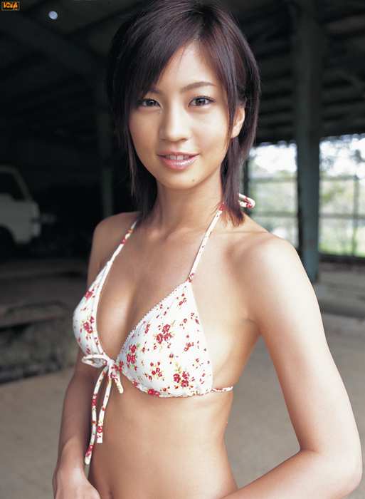 Bomb.TV写真ID0044 2005.11 Misako Yasuda 安田美沙子