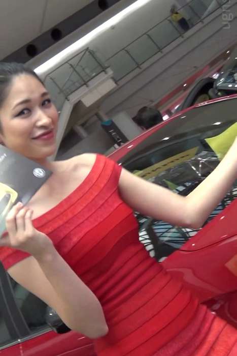 [车展美女视频]ID0150 车展视频-2015东京国际车展ミニスカボディコン