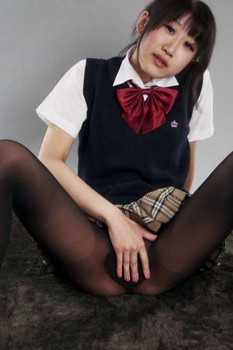 [legsjapan视频完美版]ID0081 KarinaOshima-3-Pantyhose Ripping Schoolgirl Masturbati